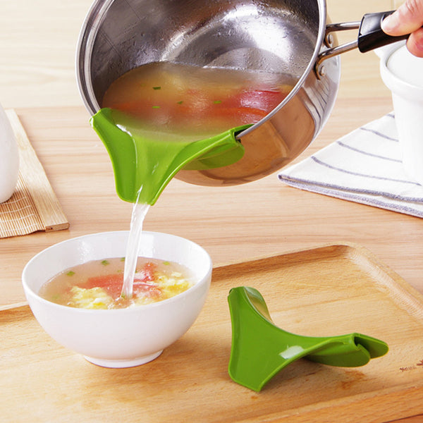 Anti-spill Silicone Slip On Pour Soup